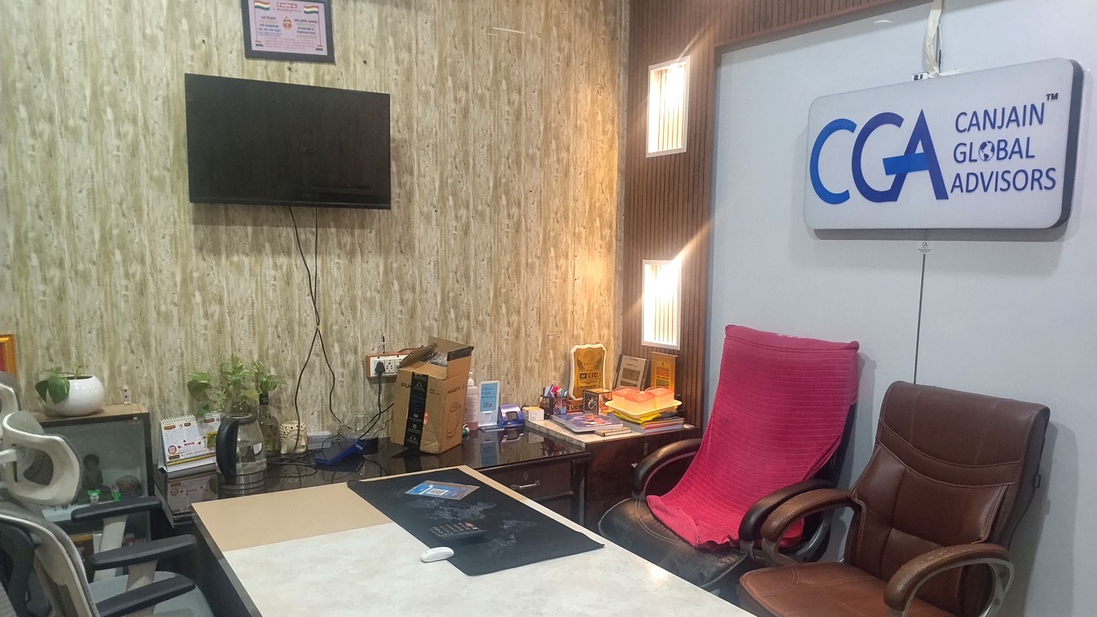 Meeting cabin — Canjain Global Advisors